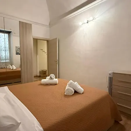 Wh-teo Home-6 Posti Letto-centro-wi-fi Sanremo